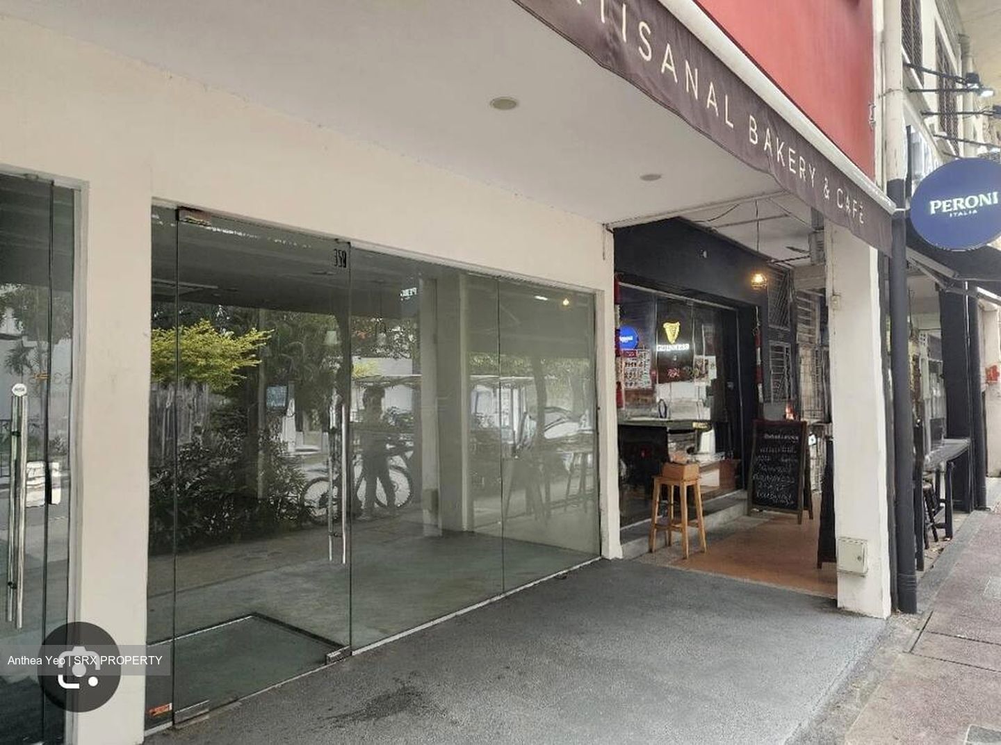 Jalan Beringin (D15), Retail #496965531
